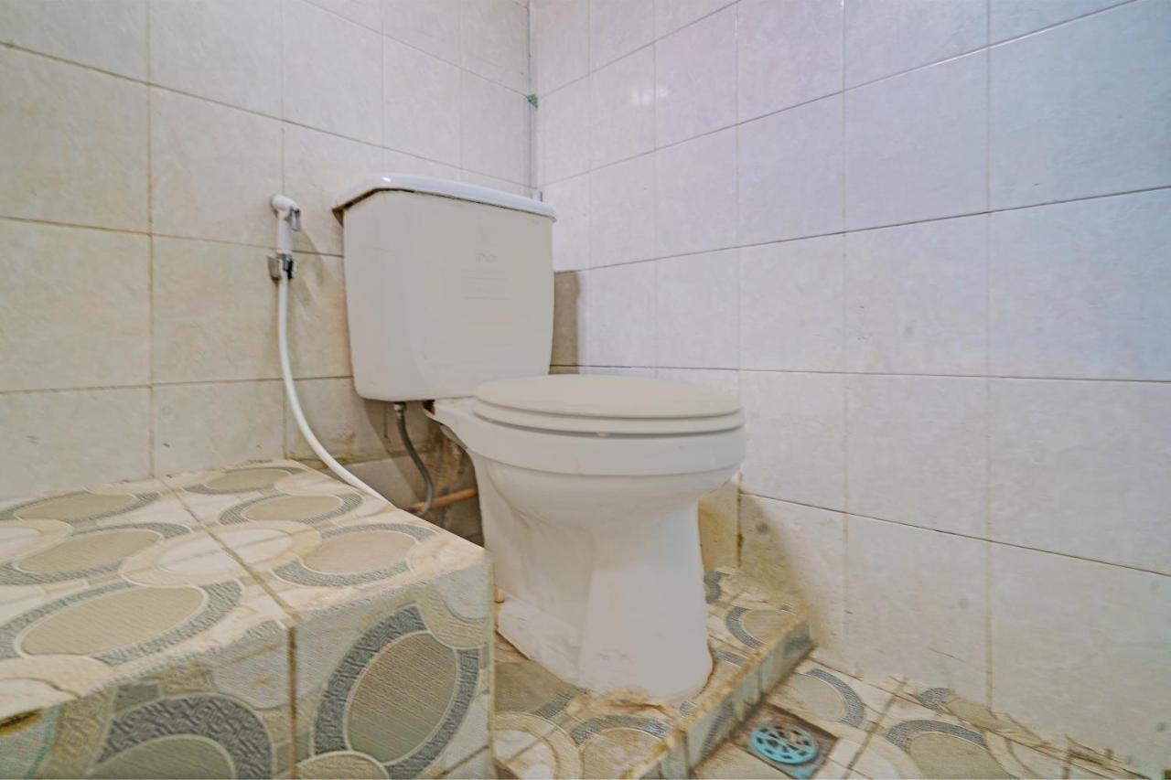 Hotel Oyo 93239 Arimbi 2