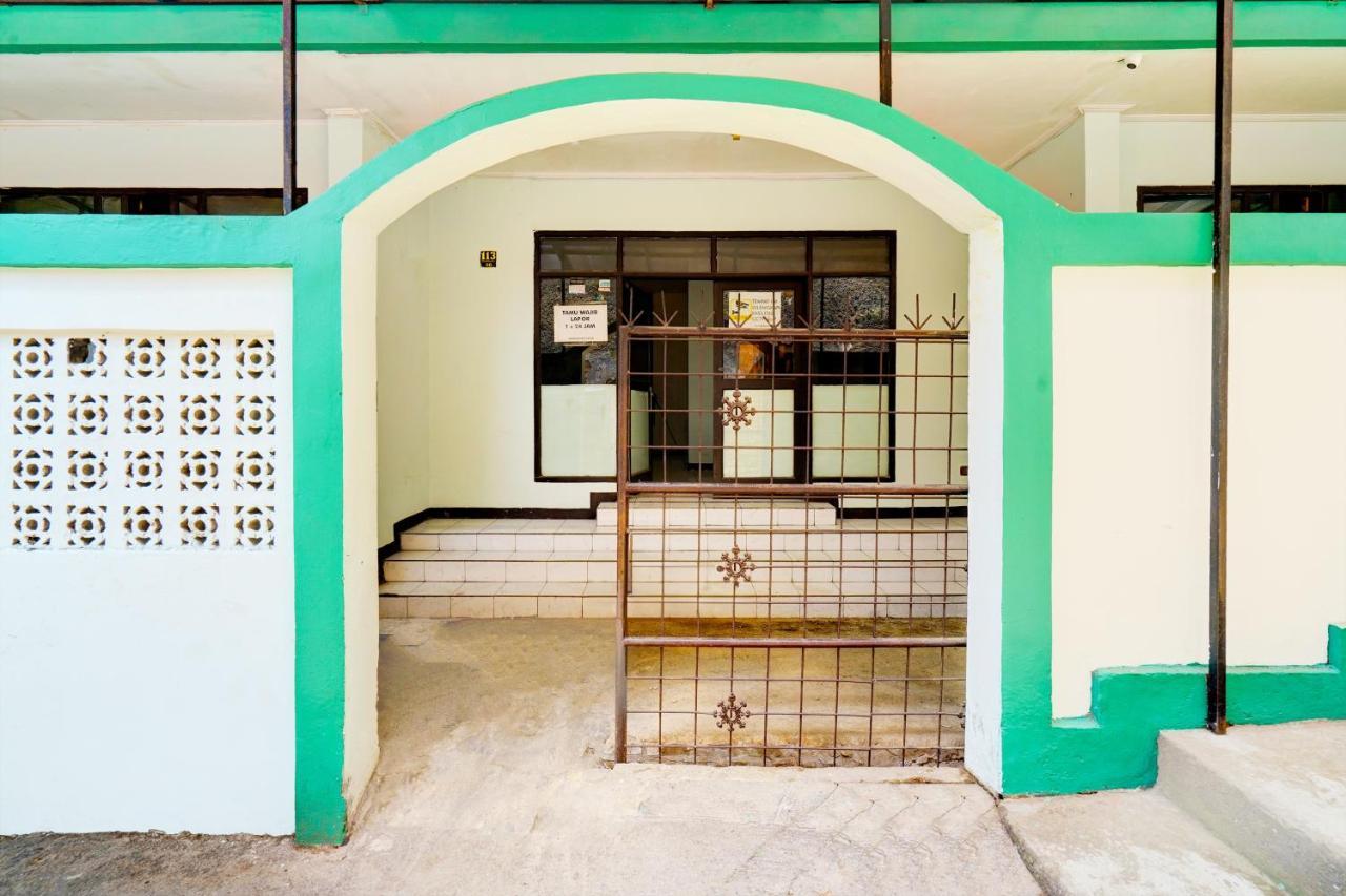 Oyo 93239 Arimbi 2 Hotel Bandung